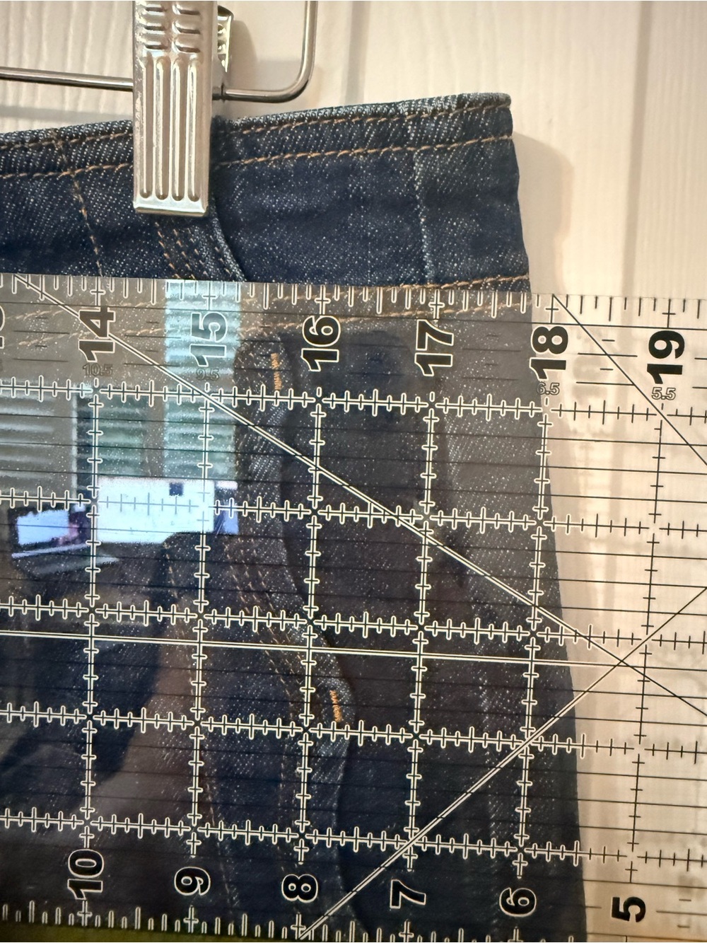 Maeve Scalloped Side-Seam Wide Leg Jeans in Dark Indigo - Picture 4 of 8